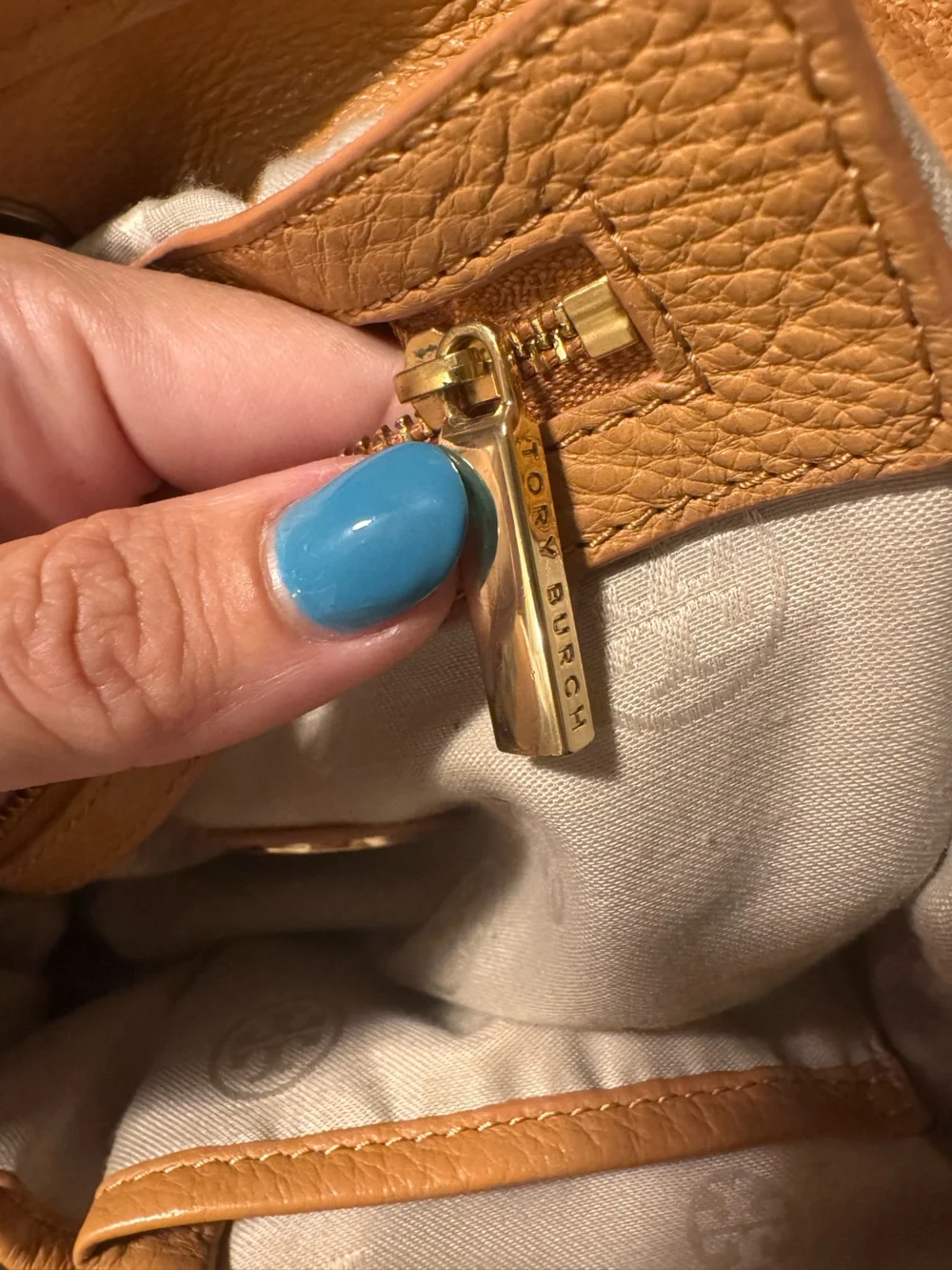 Tory Burch Amanda Beige Leather Tote with Gold Hardware